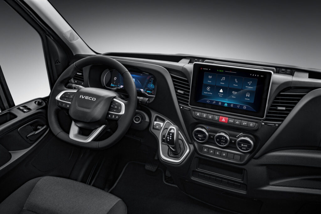 Iveco daily 12 - nouveau daily : performance, sécurité et connectivité au service des professionnels