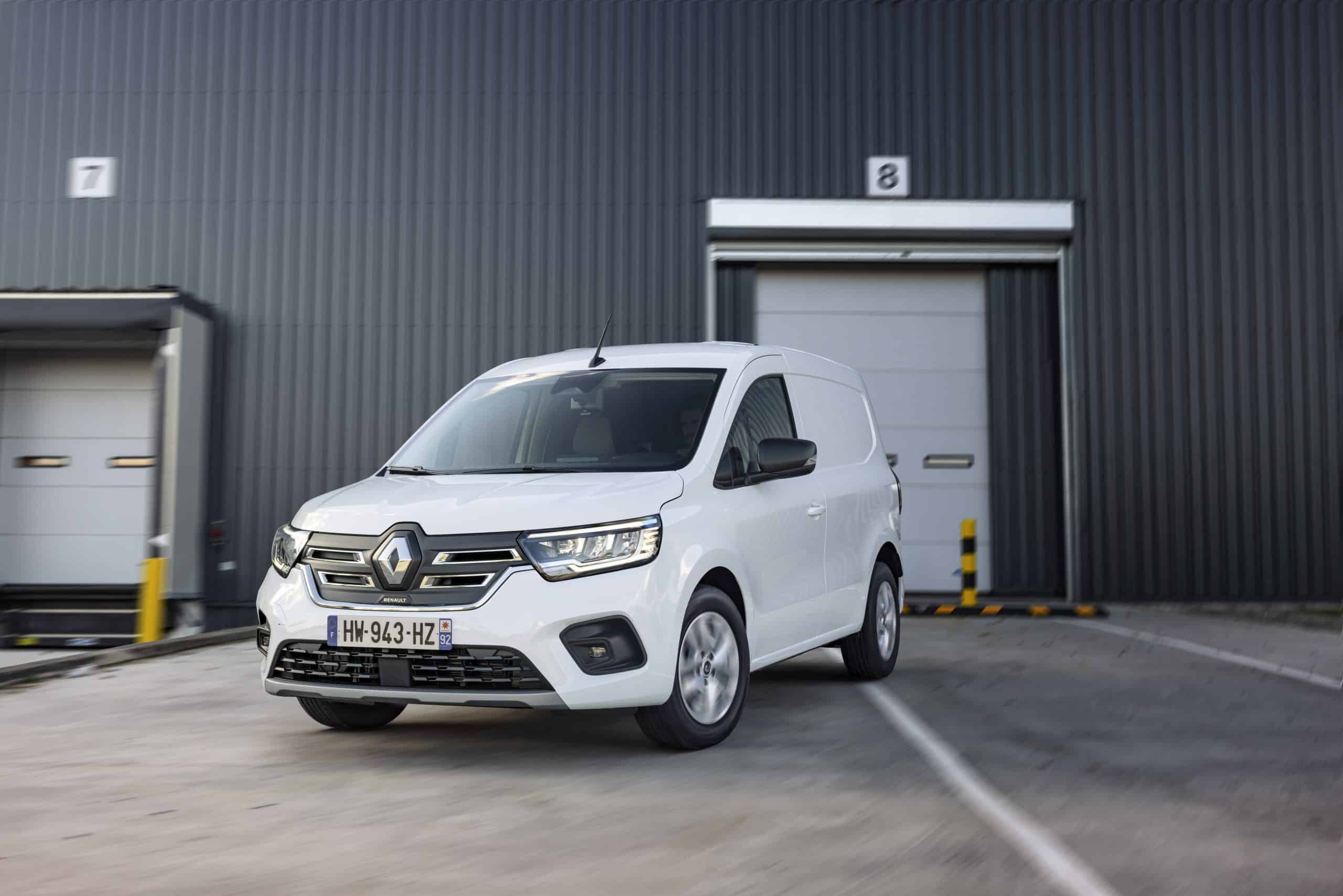 2022 nouveau renault kangoo van e tech electric scaled - renault se réjouit d’un processus de décarbonation accéléré : retour sur les performances du groupe.