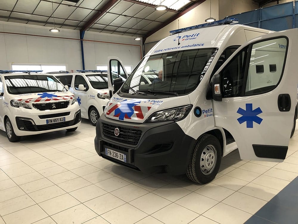 Ambulance - dossier véhicules utilitaires : vu transformés, des modèles sur-mesure pour tous les métiers!