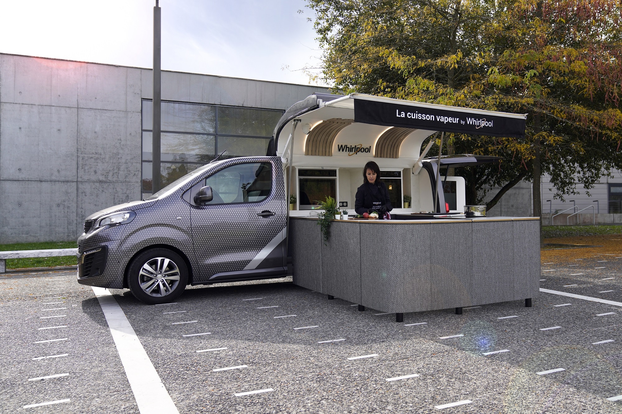 Whirpool experience tour : le foodtruck nouvelle génération, élaboré par deux géants dans leur domaine