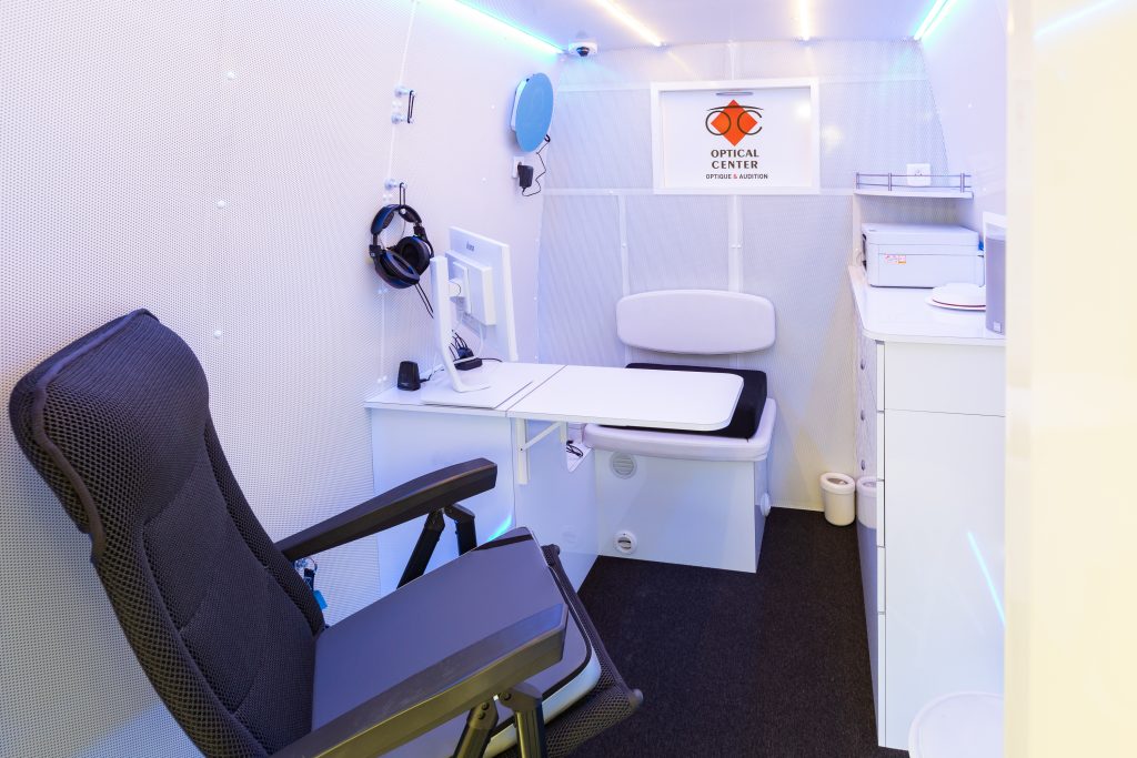 Ocm fougegraveres 13 - 100 sprinter transformés pour optical center