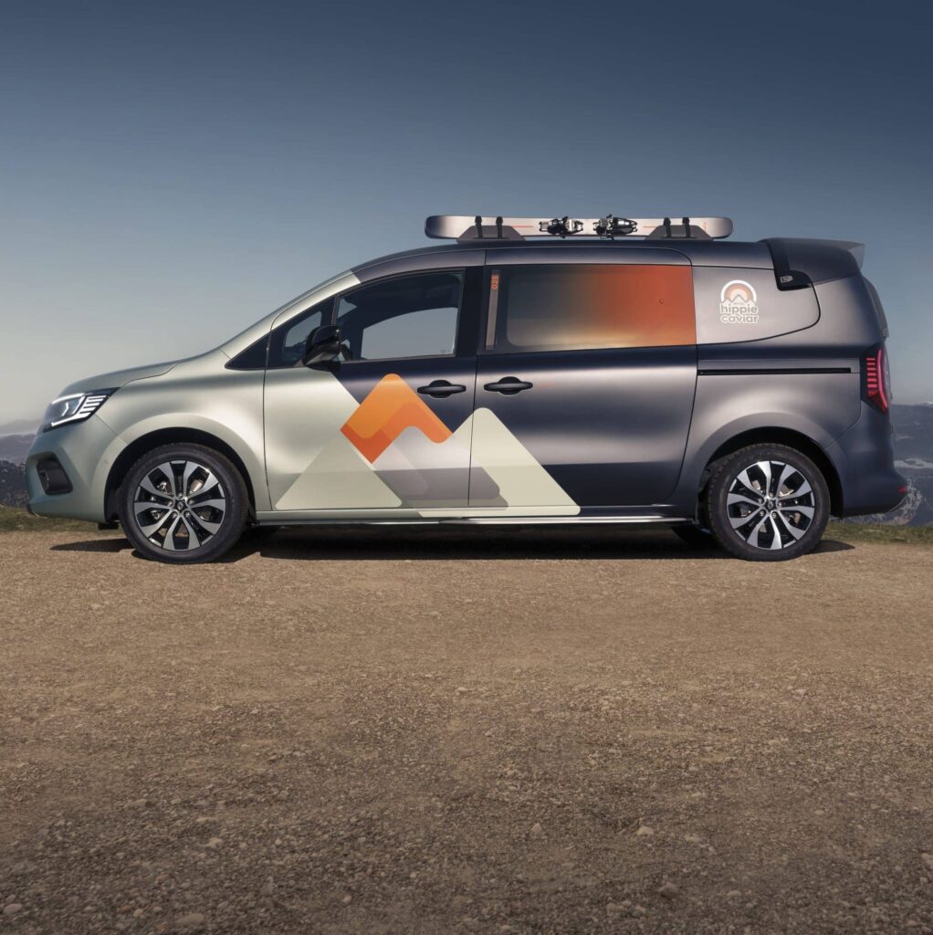 Showcar electrique hippie trafic van e tech electric - avec le nouveau trafic van e-tech electric, renault présente sa gamme utilitaire 100% électrifiée au salon iaa transportation d’hanovre