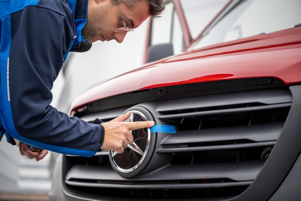 Mercedes esprinter 2023 1 - mercedes-benz : le futur esprinter affiche 475 km avec une seule charge