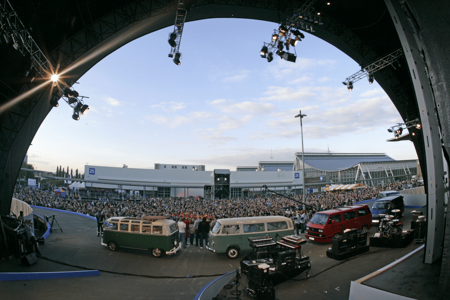 Le vw bus festival revient du 23 au 25 juin 2023 : quelques informations… et indications pour acheter sa place !