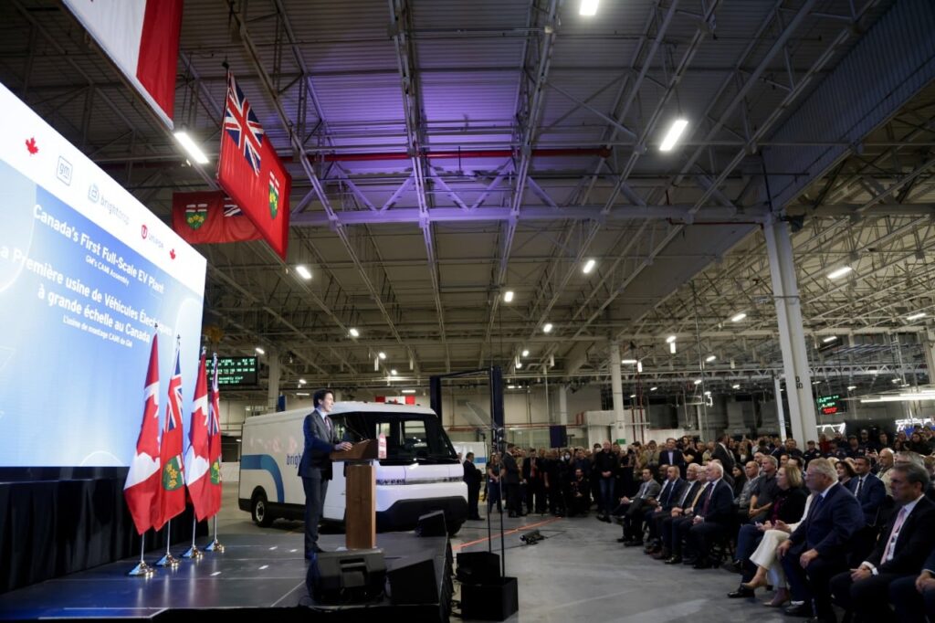 Gm cami 5 - ouverture d’une usine de véhicules électriques par general motors au canada : une étape décisive pour la transition énergétique ?