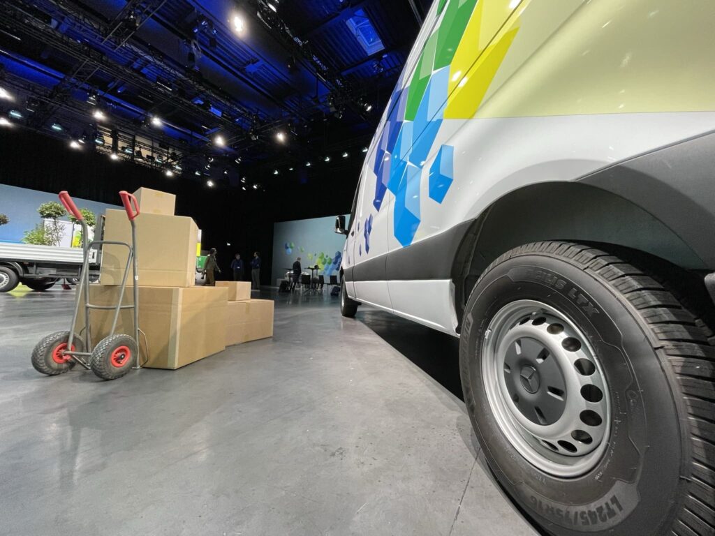 Mercedes esprinter embargo 8fev2023 20 - le nouveau mercedes-benz esprinter : sur-mesure et sous toutes les coutures !