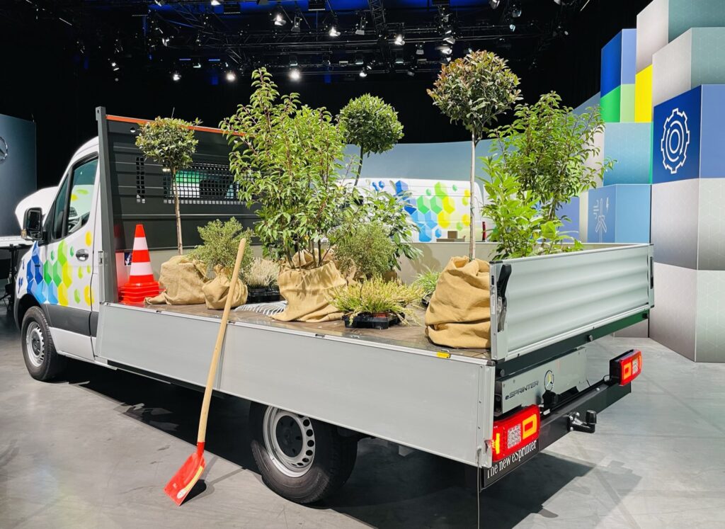 Mercedes esprinter embargo 8fev2023 25 1 - le nouveau mercedes-benz esprinter : sur-mesure et sous toutes les coutures !