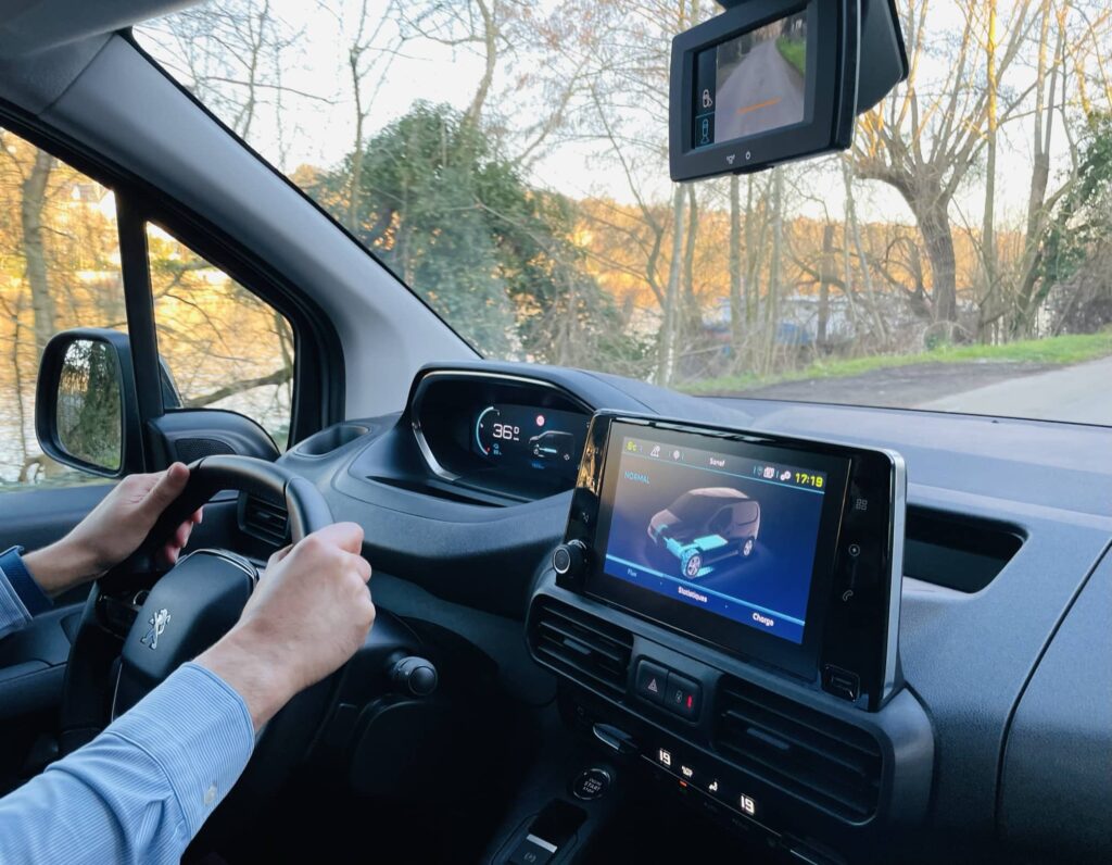 Essai peugeot e partner 26 - essai peugeot e-partner 100% électrique : sur le devant de la seine !