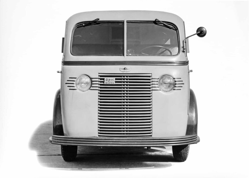 02 opel 514824 63047ead0f3da 6322fa6030a1b - opel blitz transporter type 1. 5-23 coe : un prototype oublié!