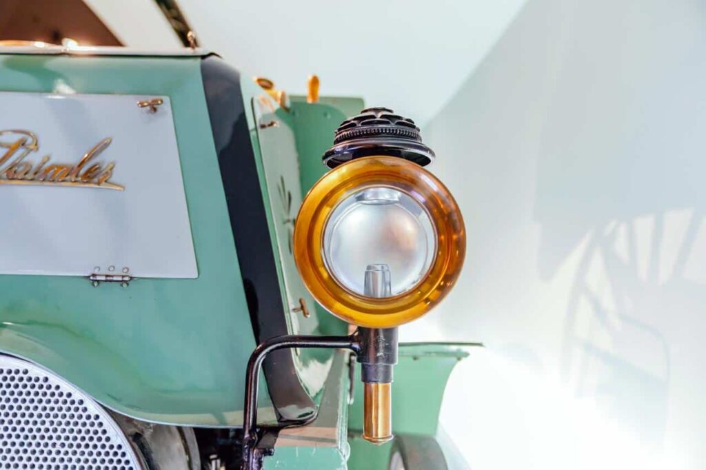 Daimler 1899 4 - leçon d’histoire : l’utilitaire daimler de 1899 au musée de stuttgart