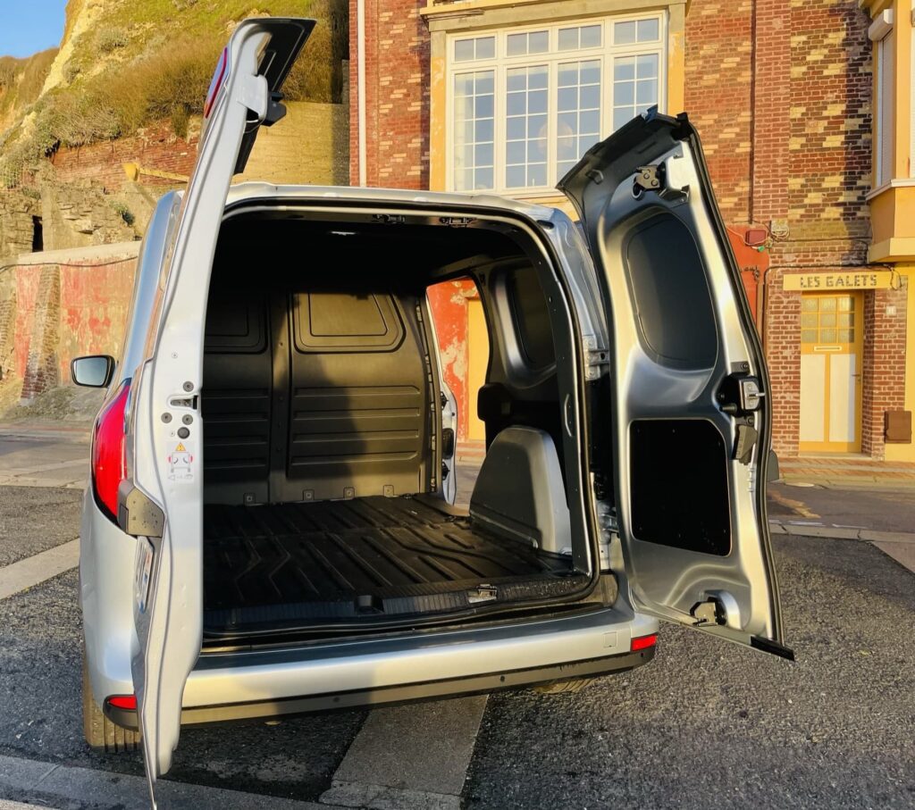 Essai mercedes citan 16 - essai mercedes citan : une étoile parmi les utilitaires compacts