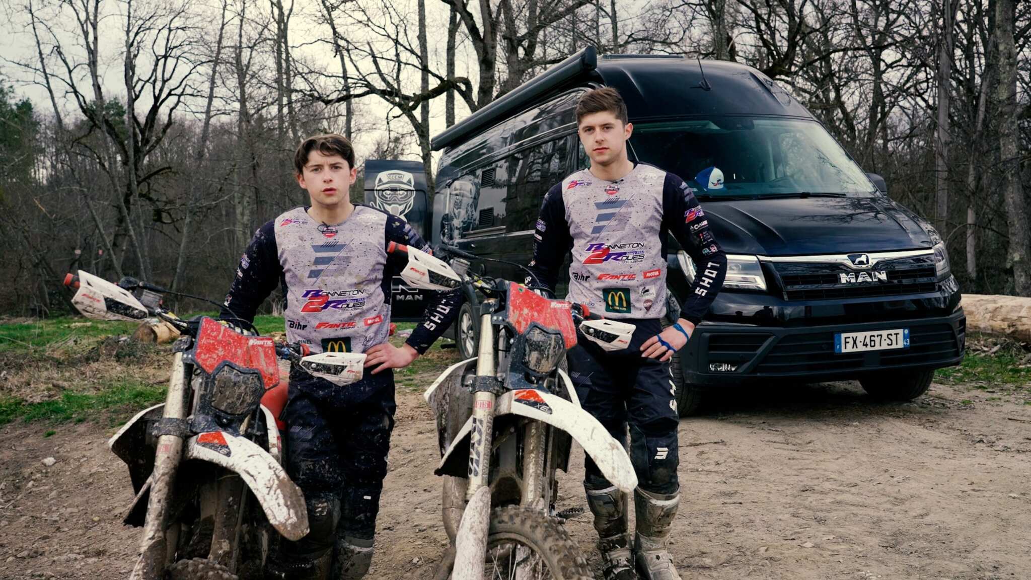 Quand moto enduro et man tge font route ensemble!