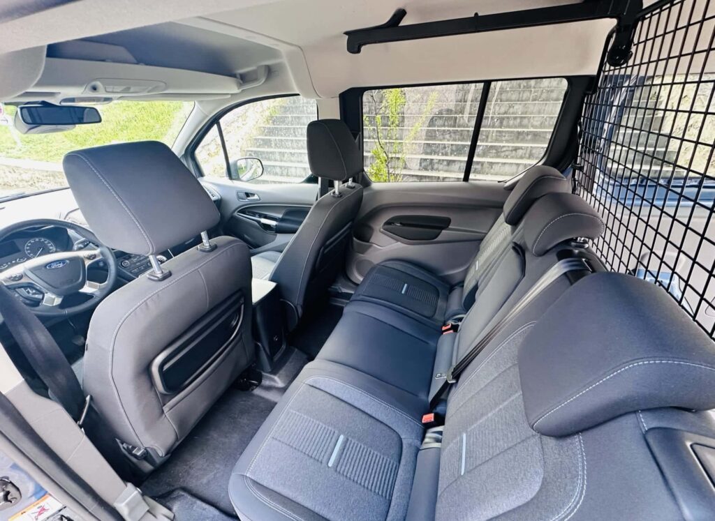 Ford transit connect 14 - essai ford transit connect kombi van : l'hyper polyvalent!