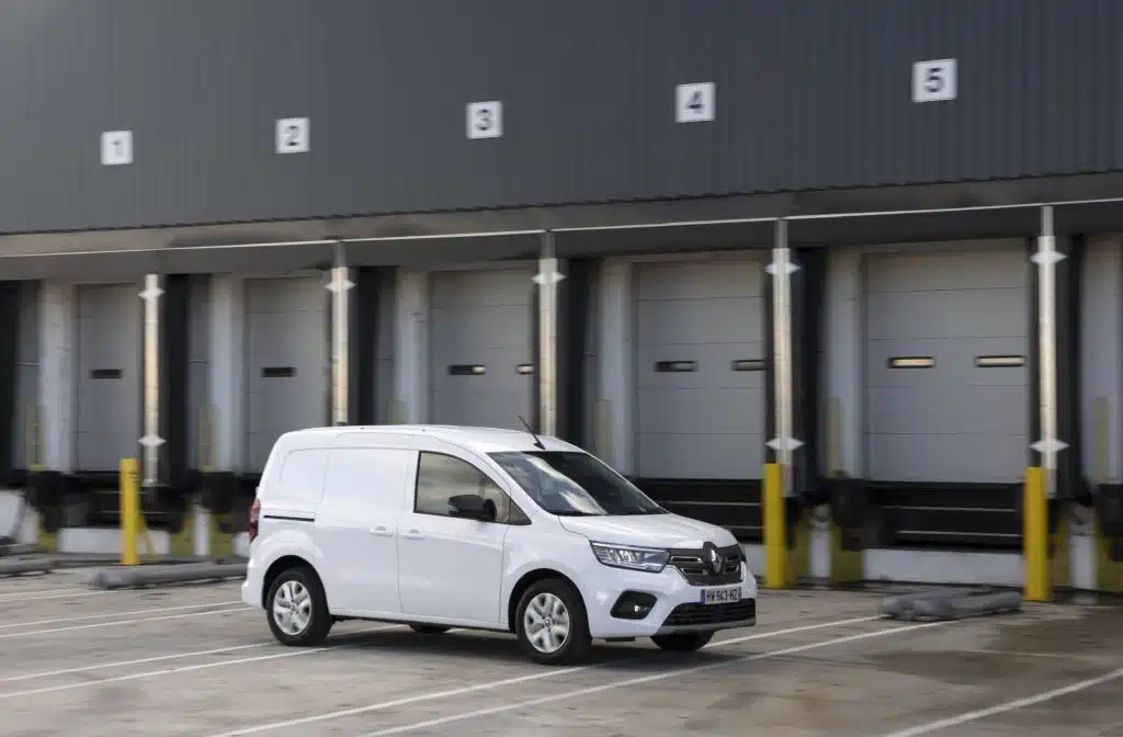2022 nouveau renault kangoo van e tech electric 2 - renault kangoo : le plus vendu en électrique depuis 2011!