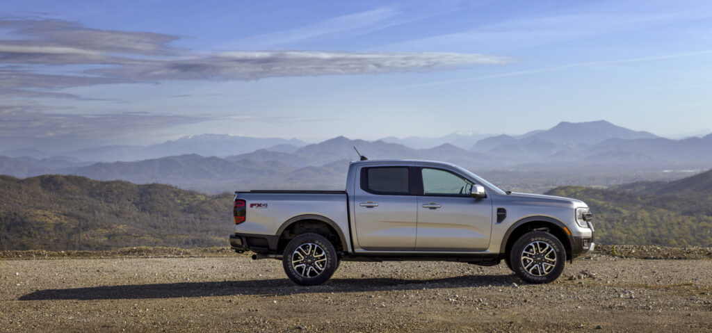 All new ford ranger lariat 03 - quand le ford ranger reçoit les honneurs au féminin !