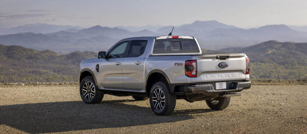 All new ford ranger lariat 04 - quand le ford ranger reçoit les honneurs au féminin !