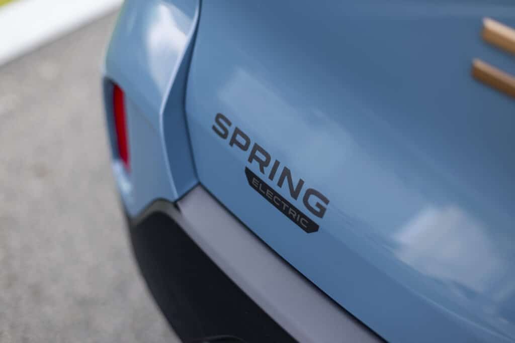 Dacia spring extreme 3 - dacia spring 100% électrique : bientôt une version cargo ?