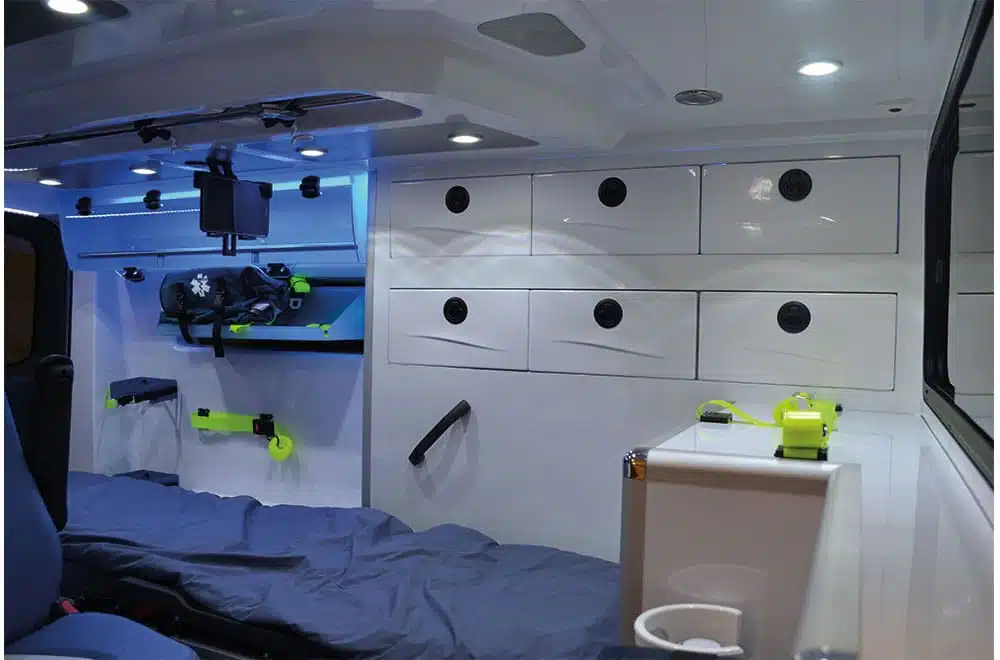 Gifaambulances visuel kapella l3 03 - gifa by gruau : expert des véhicules de secours!