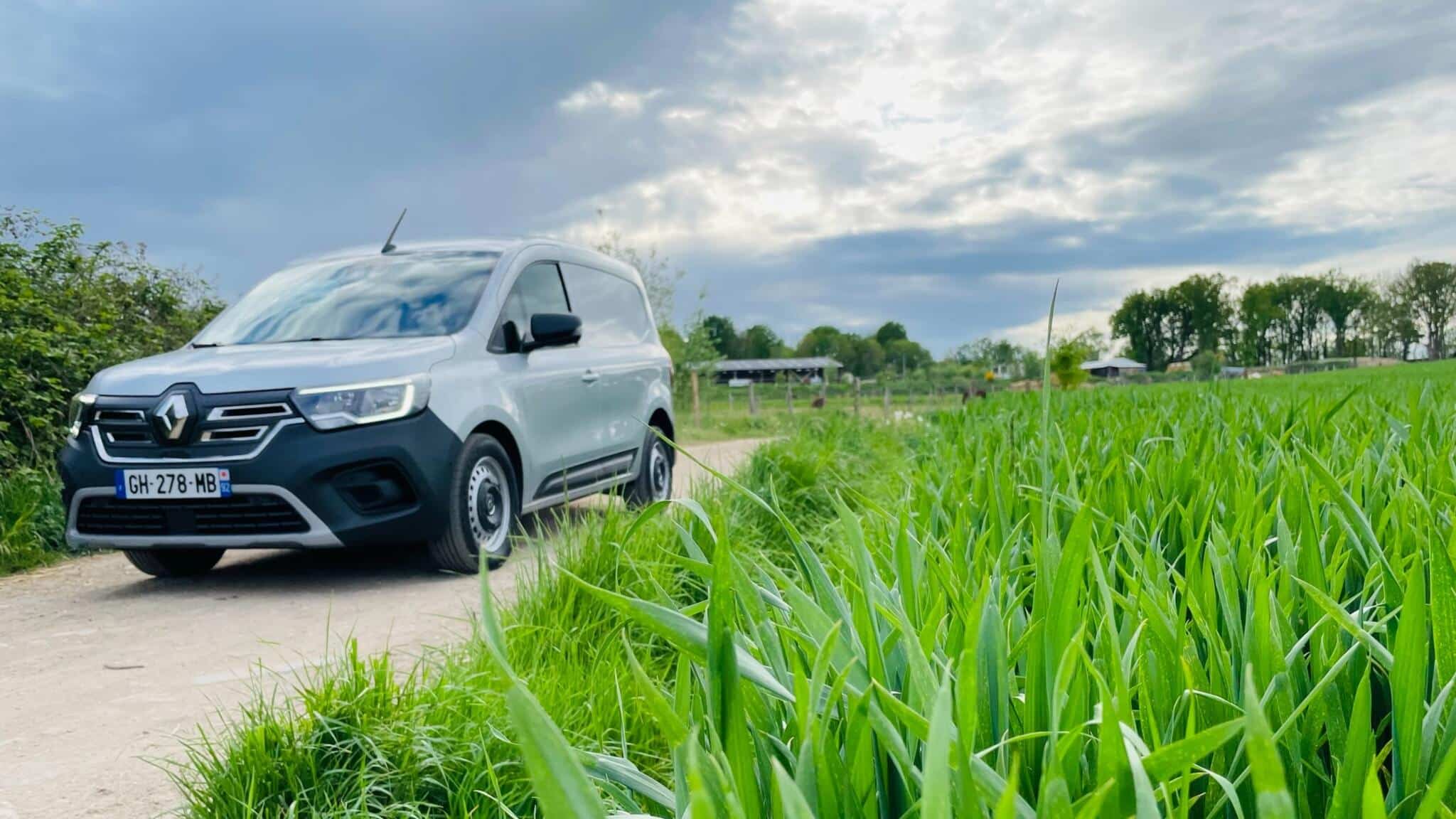 Essai renault kangoo van e-tech : « sésame ouvre-toi »!