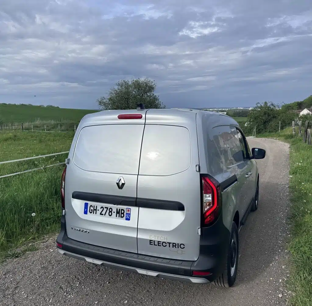 Kangoo van etech ev 15 1 - essai renault kangoo van e-tech : « sésame ouvre-toi »!