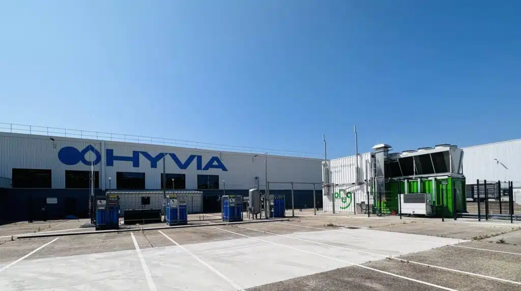 Usine hyvia flins 9 - reportage au cœur du premier électrolyseur hyvia à flins !