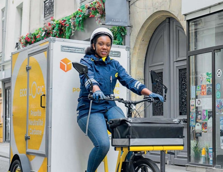 Velocargo laposte 2 - 600 vélos cargos : la poste accélère sa transition énergétique