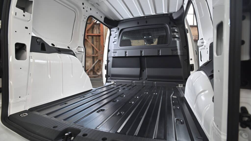 20200219caddy cargo08933 1 - volkswagen van centers : un service à la hauteur des pros