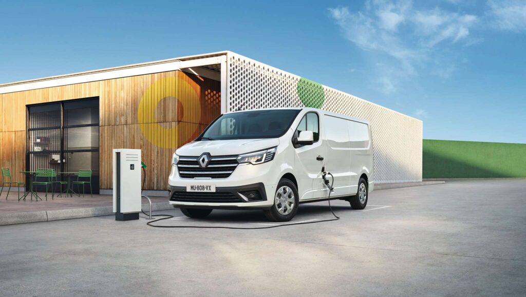 Nouveau renault trafic van e tech electric vient completer la gamme utilitaire 100 electrique 1 - renault trafic van e-tech electric, en attendant l’essai !