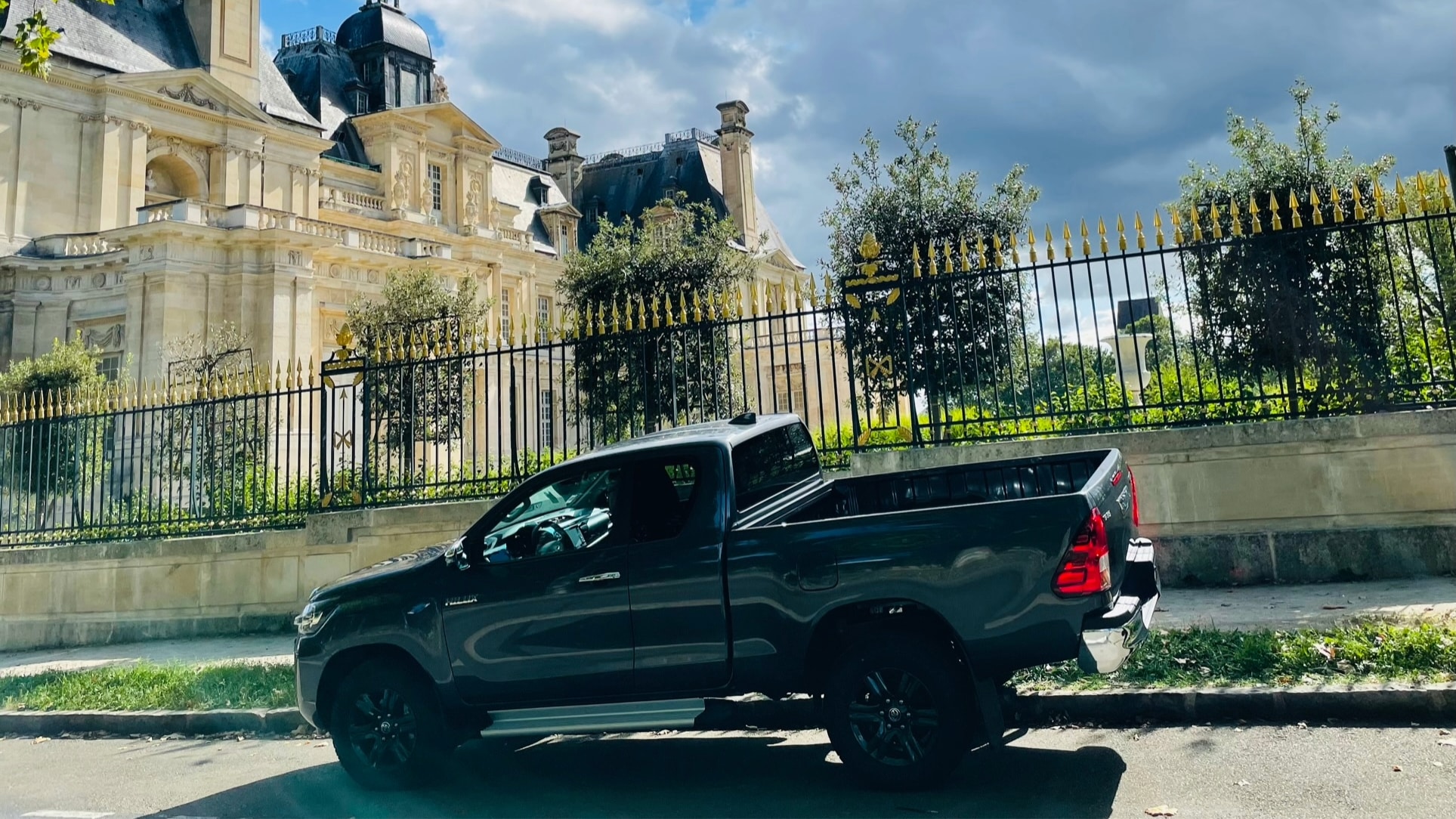 Essai toyota hilux : le roi des pick-ups !