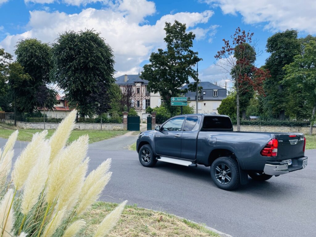 Toyota hilux 19 1 - essai toyota hilux : le roi des pick-ups !