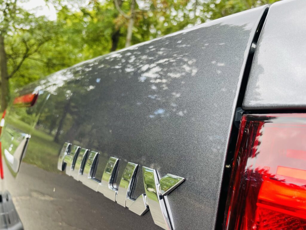 Toyota hilux 21 - essai toyota hilux : le roi des pick-ups !