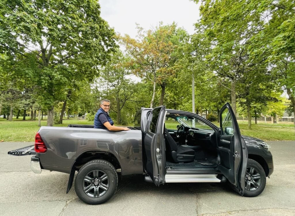 Toyota hilux 23 - essai toyota hilux : le roi des pick-ups !