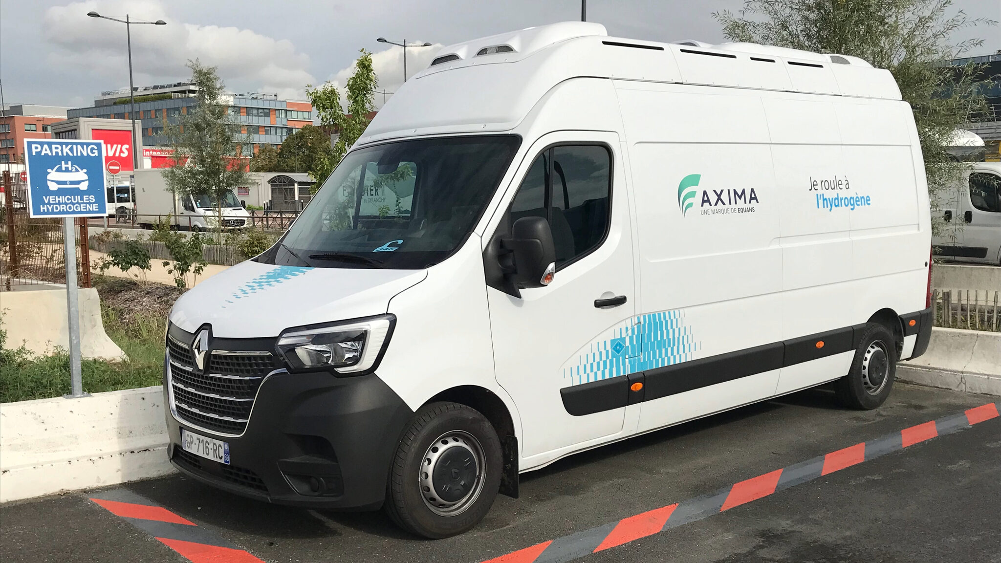 Renault Master van hydrogène HYVIA : prix, autonomie, performances,  commercialisation