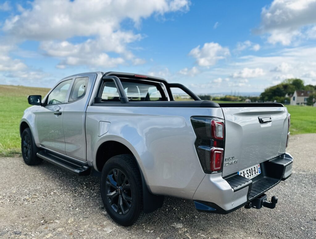 Isuzu dmax 4 - essai isuzu d-max space n60ff : dévoué au maximum !