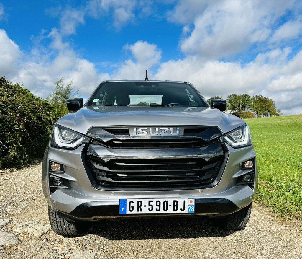 Isuzu dmax 5 - essai isuzu d-max space n60ff : dévoué au maximum !