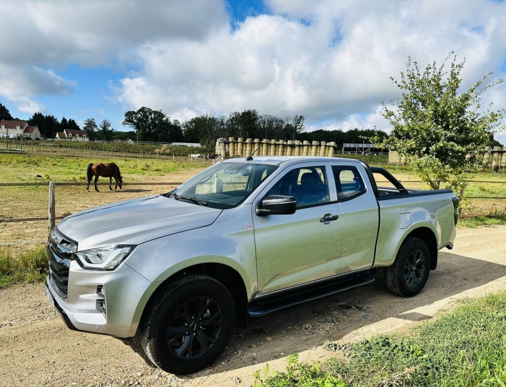 Isuzu dmax 6 - essai isuzu d-max space n60ff : dévoué au maximum !