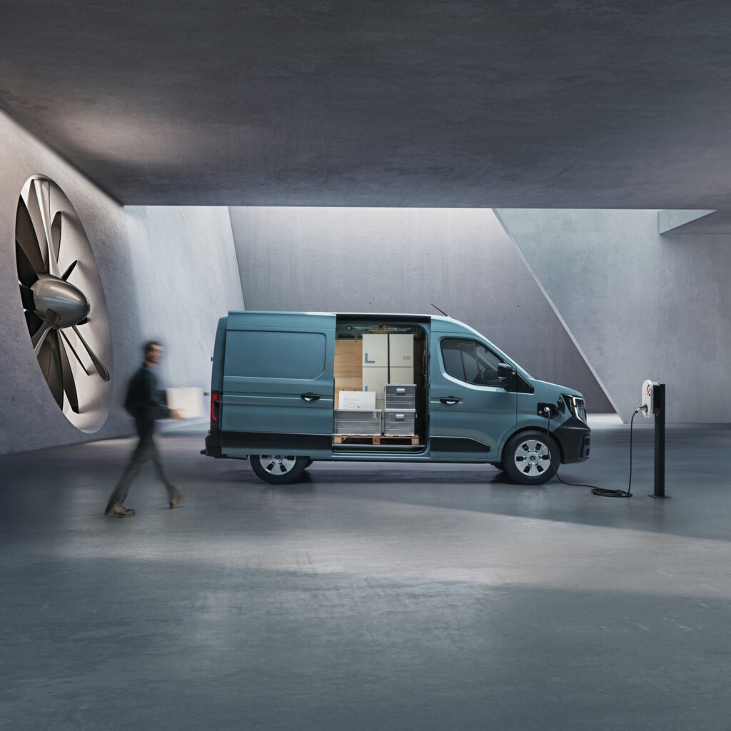 Nouveau renault master 4 - nouveau renault master : l'innovation openr link primée