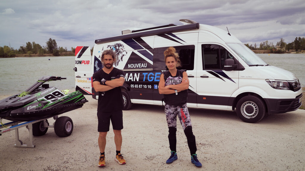 Jet50 - le man tge sur les routes du… jet-ski !