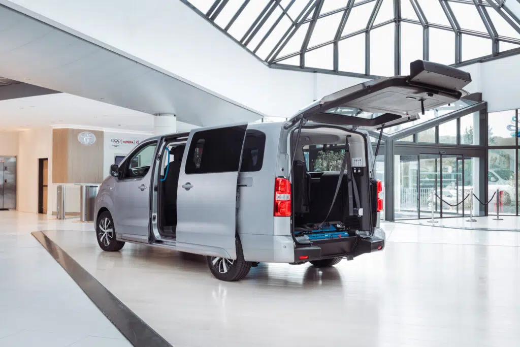 Toyota proace 0006 - toyota joue l’accessibilité avec le proace tpmr