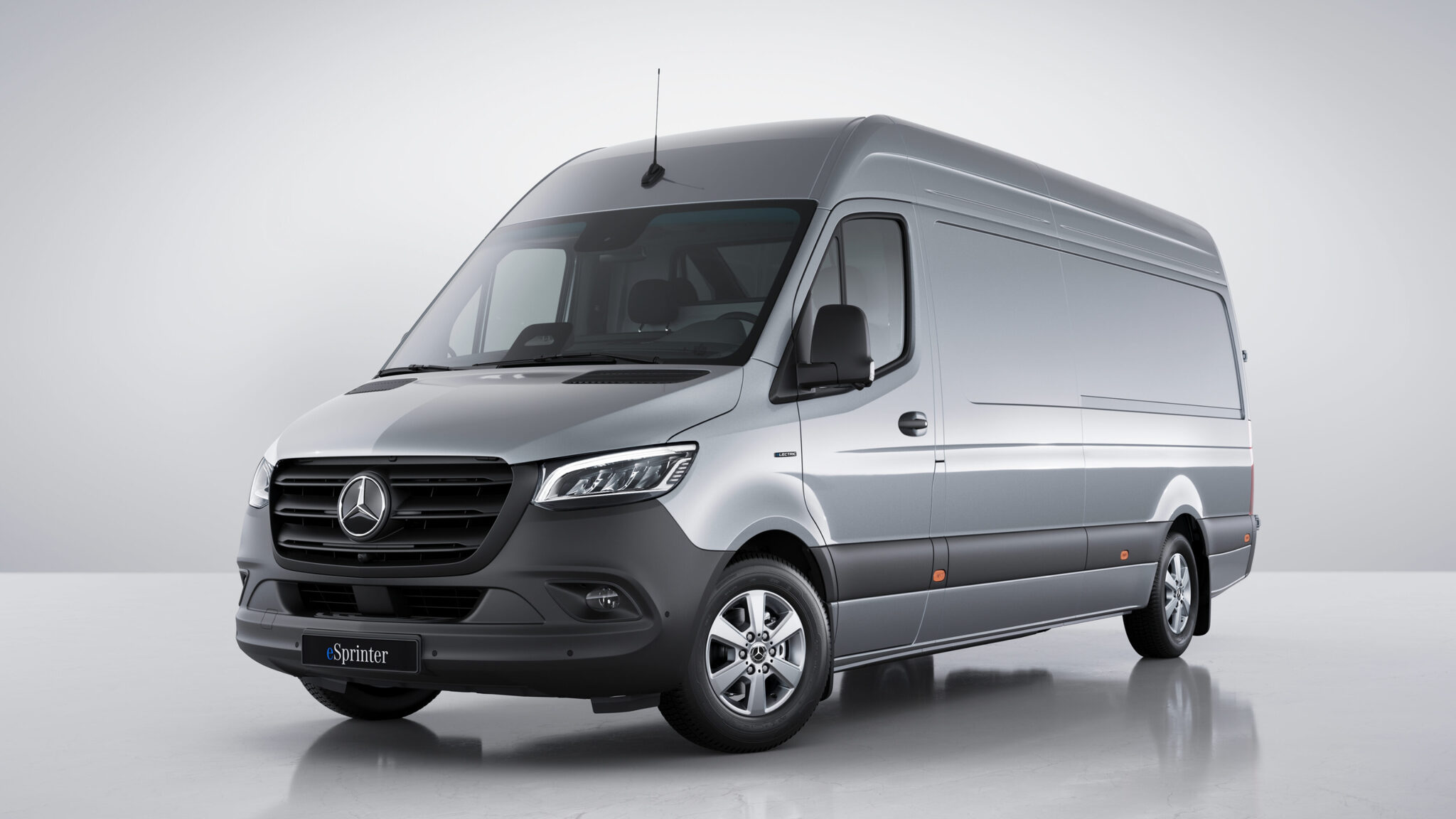 Mercedes sprinter et esprinter : ouverture des commandes