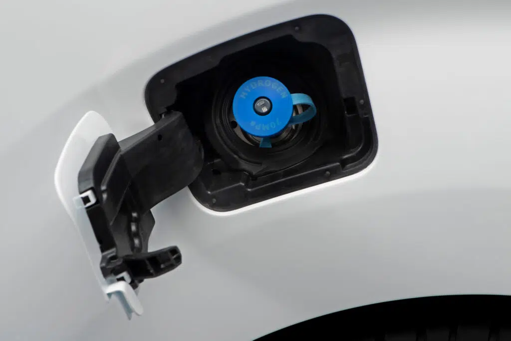 Vauxhallvivaroelectrichydrogen 516876 - vauxhall s'associe à ryze pour développer des solutions h2