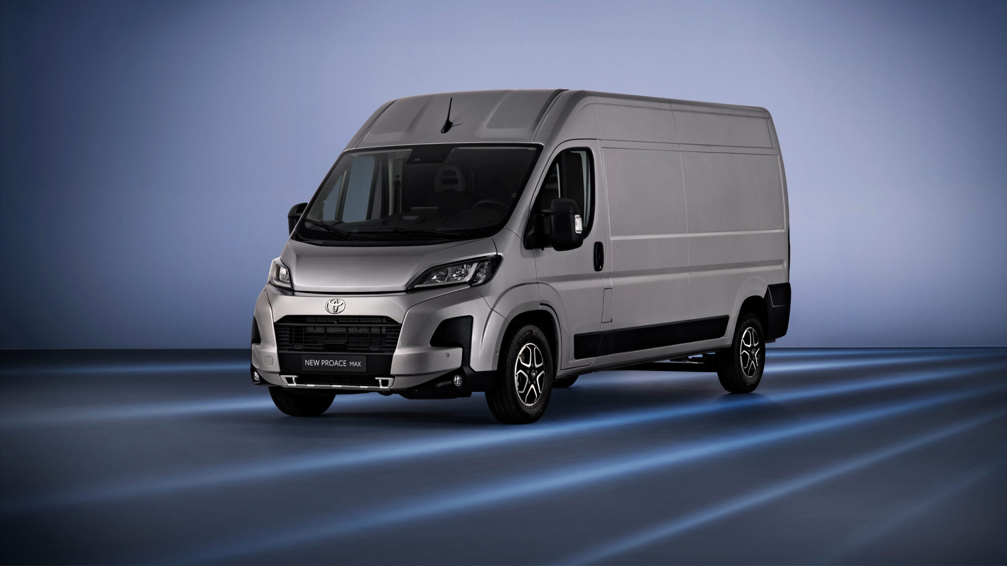 Toyota proace max : place au grand fourgon