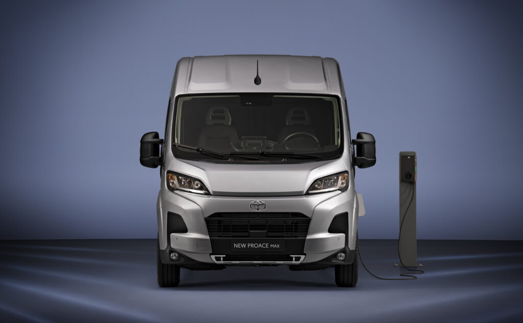 2023 proace max ext 03 1 - toyota proace max : place au grand fourgon