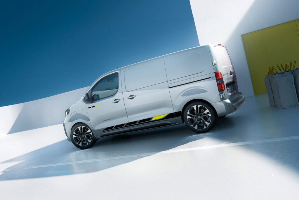 Opelvivaroelectricsportive 1 - edition spéciale chez opel avec le vivaro electric sportive