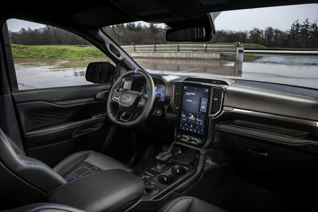 3. Ford ranger ms rt interior 3 - on a testé la gamme ford pro ms-rt et visité l’usine