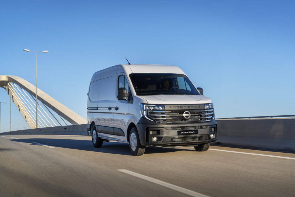 Nissan interstar pk final high 042 source - nissan france déploie le dispositif cee