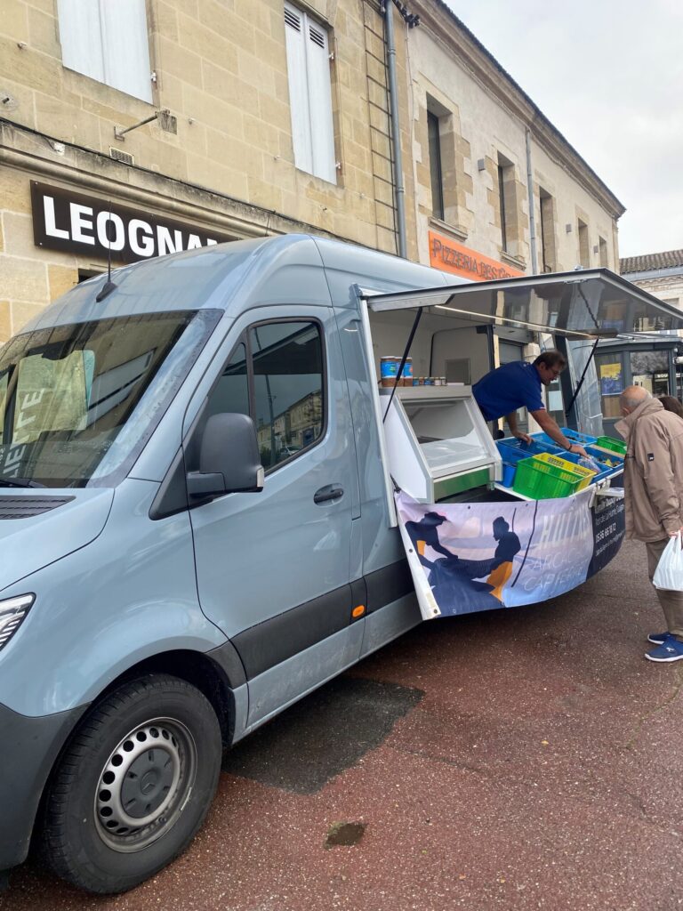 Client 1 - le mercedes sprinter en mode « mareyeur »