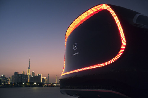 25c0118 005 1 - un voyage à dubaï pour le mercedes vision v