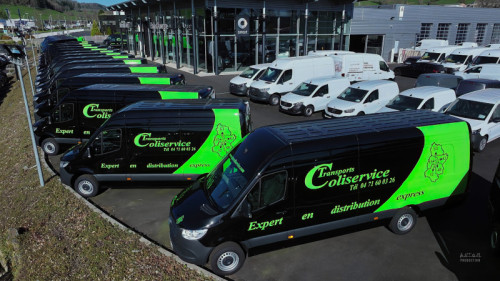 500 livraisonfourgontpscoliservice mercedes aurillac antomproduction1 - 32 nouveaux mercedes sprinter pour tps coliservice
