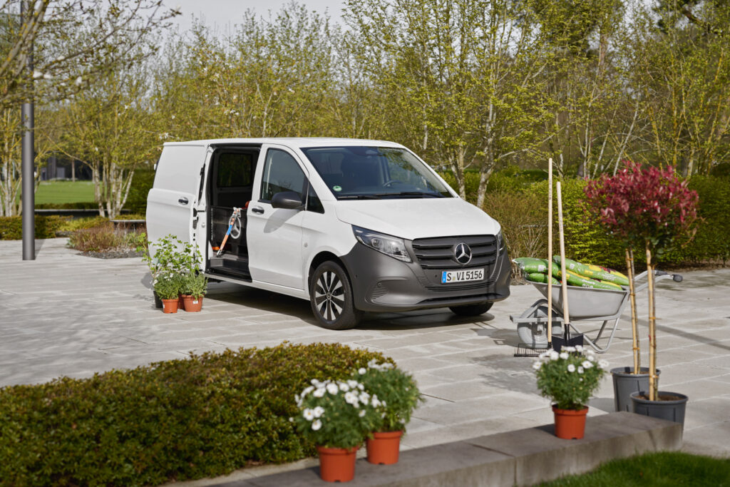 1920 24c0127 001 - mercedes-benz vito : il fête aussi ses 30 ans